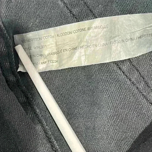 NWT William Rast Summer 14 Jet Black Denim Shorts size 28 - Picture 5 of 7